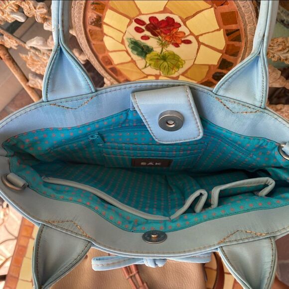 👜VINTAGE THE SAK BABY BLUE SHOULDER BAG. Great condition. Snap closure. - Picture 4 of 8